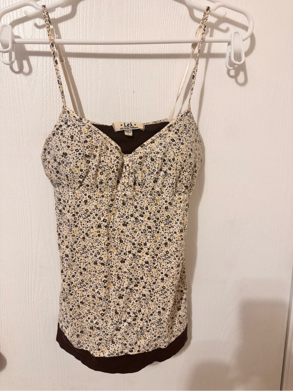 Y2K lei Cream Floral Spaghetti Strap Camisole with Brown Trim - padded top